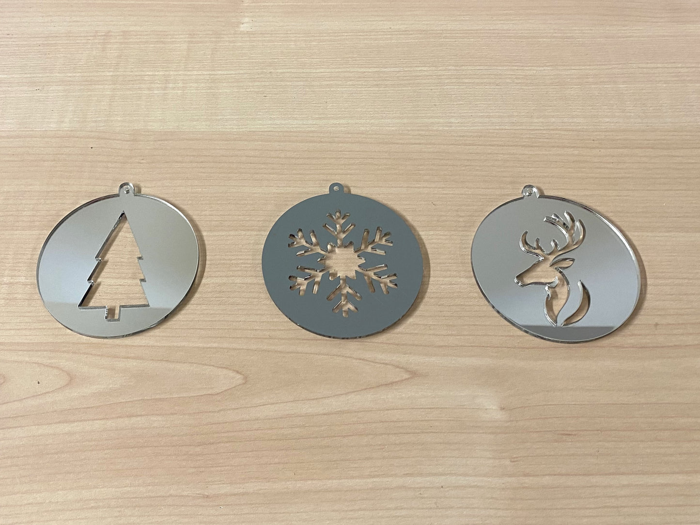 Pack of 5 Laser Cut Acrylic Christmas Baubles